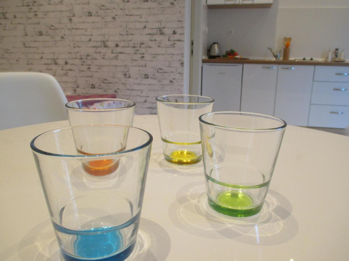Candy Ap.-near Center,bus,beach+free Parking Place Appartement